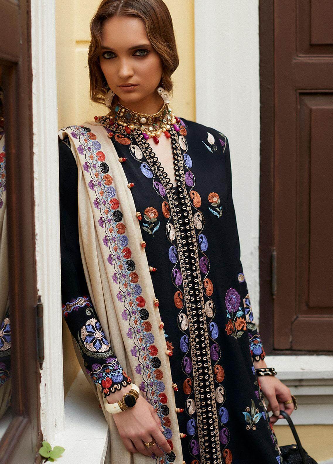 3 Piece Embroidered Lawn Shirt with Embroidered Chiffon dupatta ZA 400